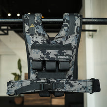 Load image into Gallery viewer, Pisikal 22lbs. Weight Vest - Camou