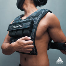 Load image into Gallery viewer, Pisikal 35lbs. Camou Weight Vest